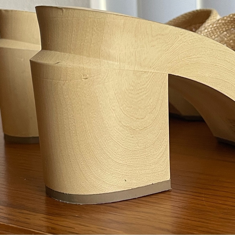 Franco Sarto Capri Clog Sandals Beige/Light Tan (Crudo) Size 10 - Picture 6 of 16